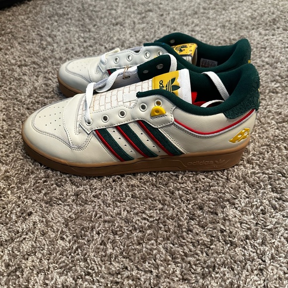 Adidas Rivalry Lo - Picture 1 of 7